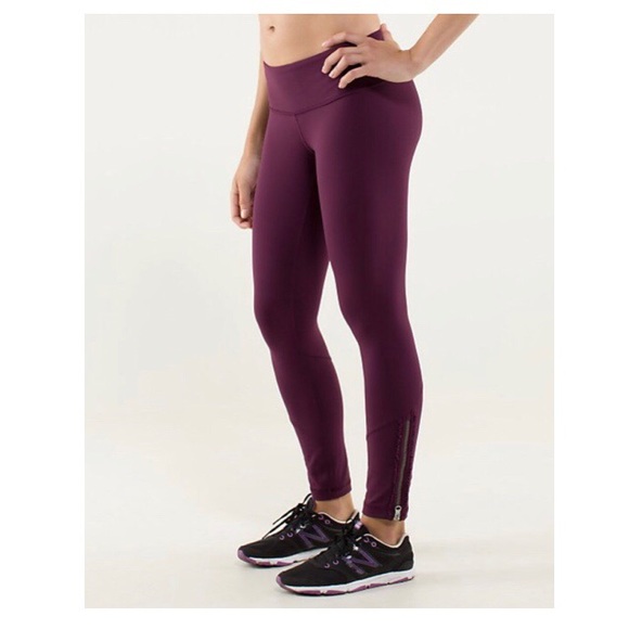 lululemon athletica Pants - 🍋Lululemon Plum Ruffled Up Wonder Under Pants